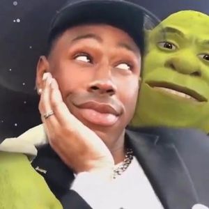 Meet your Posher, Caidy